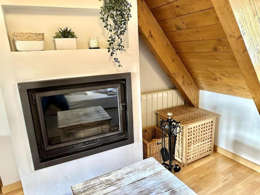 Duplex En Sallent De Gallego Exterior photo